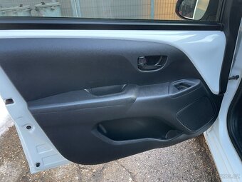 TOYOTA AYGO 1.0i-2015-SUPER TOP CENA- - 16