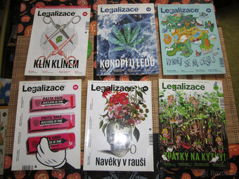 Tajemné knihy a čas. Enigma, Svět na dlani, Legalizace - 16