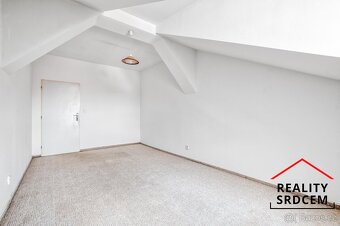 Pronájem podkrovního bytu 3+kk s šatnou, Náměstí, Paskov - 16