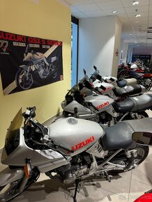 Prodám 4 ks suzuki katana GSX 250,400,750,1100 S - 16