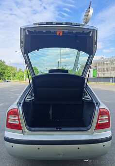 Škoda Octavia 1.6 MPI 55kW - 2001, po 2 majiteli, STK 2/2027 - 16