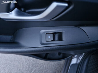 Hyundai i30, 1,4 T-GDI,103 kW, STYLE, NAV GO, 100 306 km - 16