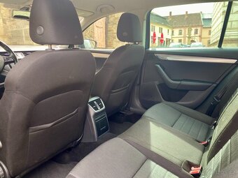 Škoda Octavia 1.6TDI 4x4 tažné, kessy, tempomat, výhřev - 16