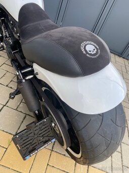 Harley Davidson V Rod - zadní kolo 300 - 16