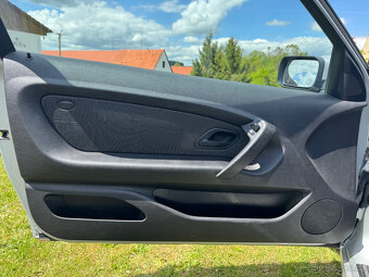 BMW 325ti (AT31) - 16