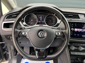 VW Touran 2.0TDi DSG 2019 - 16