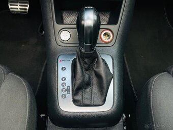 Volkswagen Tiguan 2.0TSI 4x4 AUT KAM SERVISKA TAŽNÉ NEZAV.T - 16