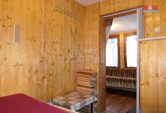 Prodej chaty, 65 m², Jesenice, ul. U Velkého rybníka - 16