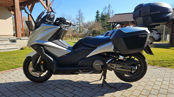 Prodám KYMCO AK 550i - sportovně-cestovní maxiskútr - 16