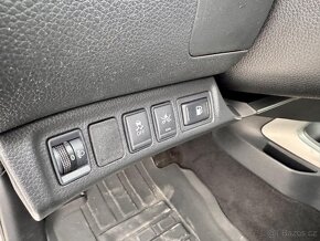 Nissan Navara NP300 Double cab 4x4 koup. ČR - 16