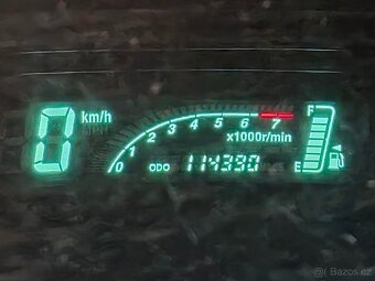 Toyota Yaris 1,0 VVT-i - 16