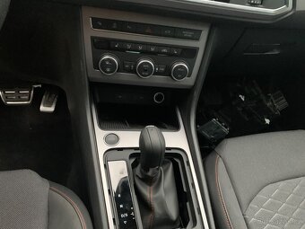 Predám havarovanú Seat Ateca 1,5tsi 110kw Dsg 8/2024. - 16