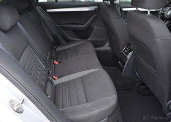 Škoda Octavia 1,6TDi DSG NAVI CARPLAY1 - 16