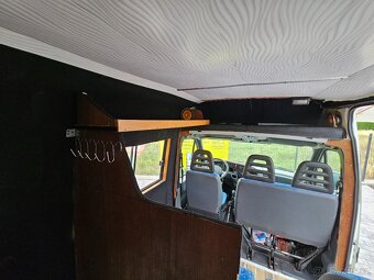 Iveco Daily, 35S 11, 2.8D 78kW, 6míst, tažné - 16