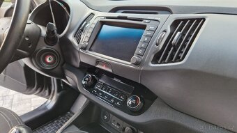 KIA SPORTAGE 1.6 GDi 99 KW.NAVI.KAMERA.TEMPOMAT.TAZNÉ.8x ALU - 16