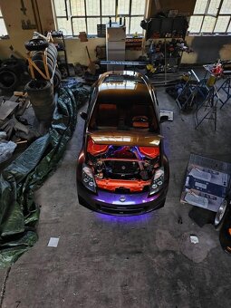 Nissan 350z - 16