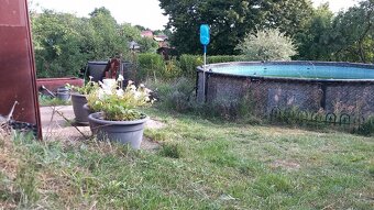 Staveb.pozemek s chatkou - 16