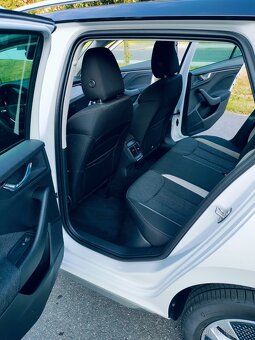 Škoda Kamiq 1,0 TSI 85 kW DSG First Edition 8/2024 - 16