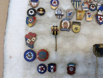 Staré sportovní odznaky jen vcelku za 1599,- - 16
