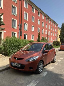Mazda 2 1,4 63kw r.v.2009 původ ČR - 16