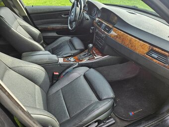 BMW E90 330i automat N52 190kW - 16