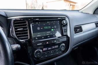 Mitsubishi Outlander 2.0 MIVEC 4x4 automat - 16