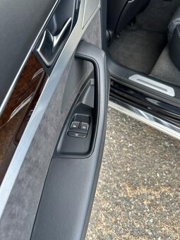 Audi A8.4,2TDI Rotor 21,solární šíbr,masáže,noční vidění - 16
