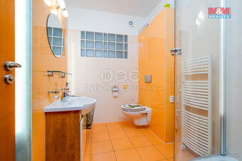 Prodej rodinného domu, 230 m², Křenice, ul. Okružní - 16