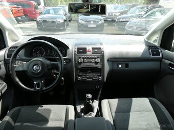 Volkswagen Touran 1.4 TSi 103kW 7.míst, serviska - 16