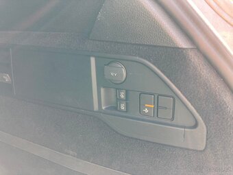 VW TOUAREG 3.0TDI 150kW, 12/2013, PODVOZEK NA PRUŽINÁCH  - 16