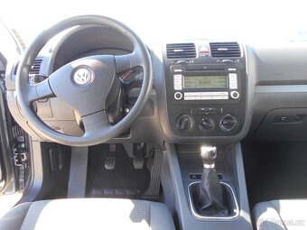 VW GOLF 5 4X4 1.9 TDI 77KW R.2009 SERVISNÍ KNÍŽKA - 16
