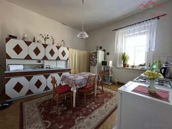 Prodej rohovoého domu - kombinace podnikání a bydlení ( 947  - 16