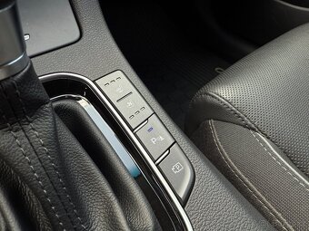 Hyundai i30 1.5 T-GDI MH • 3/2022 • 117kw • Původ ČR • ACC - 16