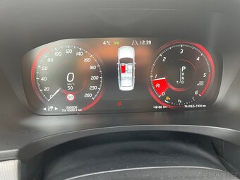 Volvo S90 D4 140kW R-Design - 16