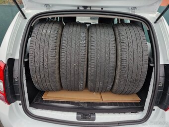 Duster 1,5dci, 80kW, 4x4, 2018, Čr, n.STK - 16