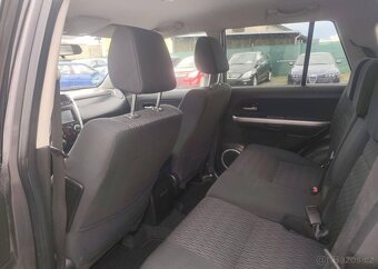Suzuki Grand Vitara 2.4i 4x4 Tažné, Výhřev. Sed. benzín - 16