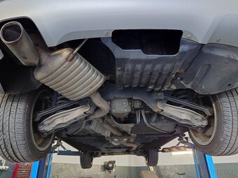 BMW X1 xDrive 23d 150kw AT - 16