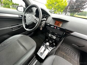 Opel Astra, 1,9 CDTi  COMBI 88 kW AUT COSMO - 16