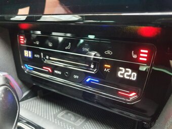 VW Passat B8 Variant 2.0 TDI 147kW 4x4 DSG- záruka Autodraft - 16