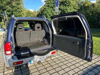 2x Suzuki Grand Vitara 2,0 HDi 80 kW  4x4 - 16