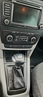 Škoda Yeti 2.0 tdi 4x4 DSG - 16