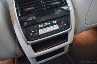 PRODÁM BMW X5 3.0D MAXIMÁLNÍ MOŽNÁ VÝBAVA ČR TOP - 16