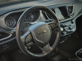 Chrysler pacifica "s" 2018 147km - 16