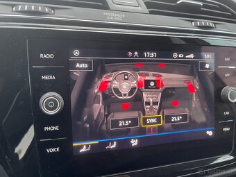 VW Touran 1.5 TSI 110kw DSG highline 2020 - 16