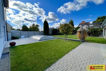 Moravský Krumlov, RD 5+kk, pozemek 760m2, zahrada, bazén, pe - 16