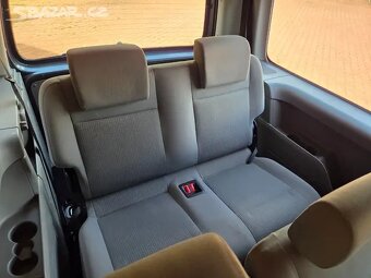 Caddy Maxi 2.0TDI 103kW, 7 míst, bez koroze, klima, serviska - 16