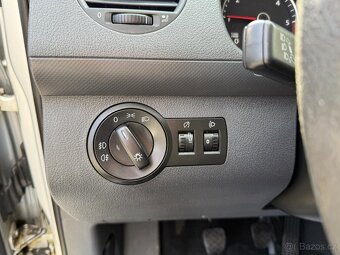 ► VW CADDY MAXI 2,0 TDI - 103 KW, 7 MÍST, PARKO. SENZORY ◄ - 16