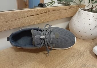 Nike dámské sportovní tenisky vel. 38 - 16