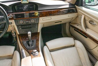 BMW Rad 3 Coupé 330 xd A/T - 16