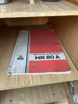 Soustruh TOS MN80 - 16